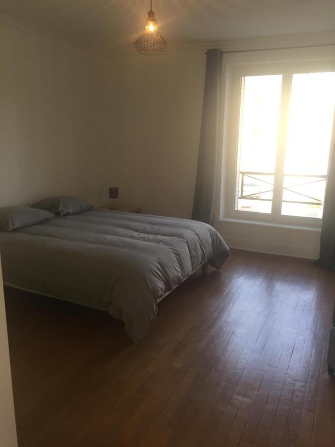 Appartement 1Er Etage Carignan 外观 照片